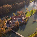 Grad Otočec, www.slovenia.info, foto: Iztok Medja