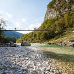 Najdaljša viseča brv na Soči, www.slovenia.info, foto: Boris Pretnar